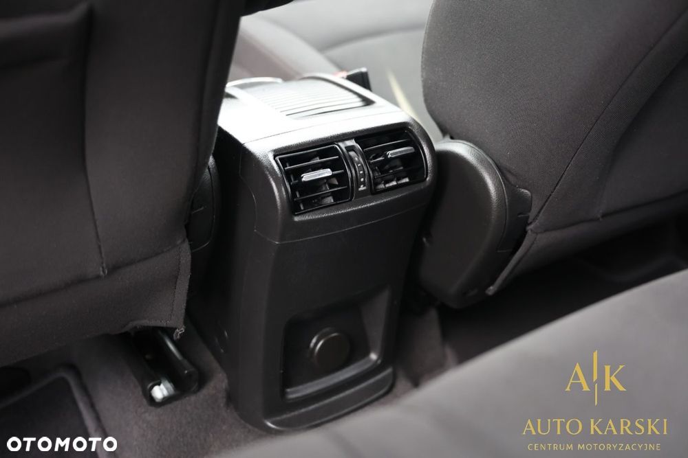 Chevrolet Orlando - 32