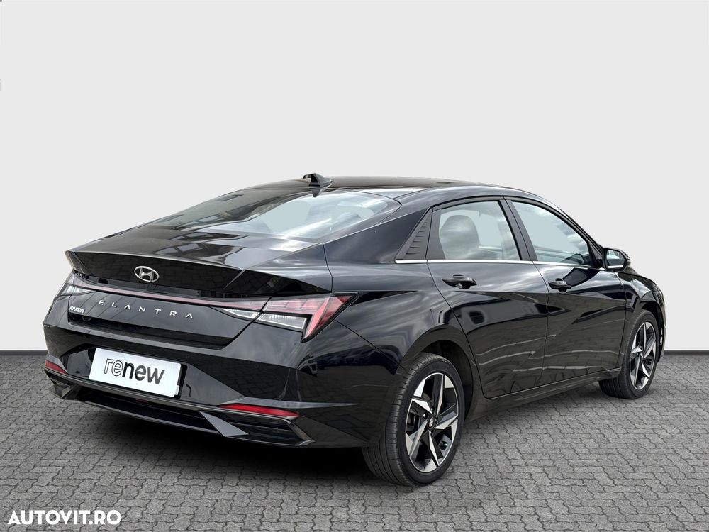 HYUNDAI Elantra 2022 — imagine 10