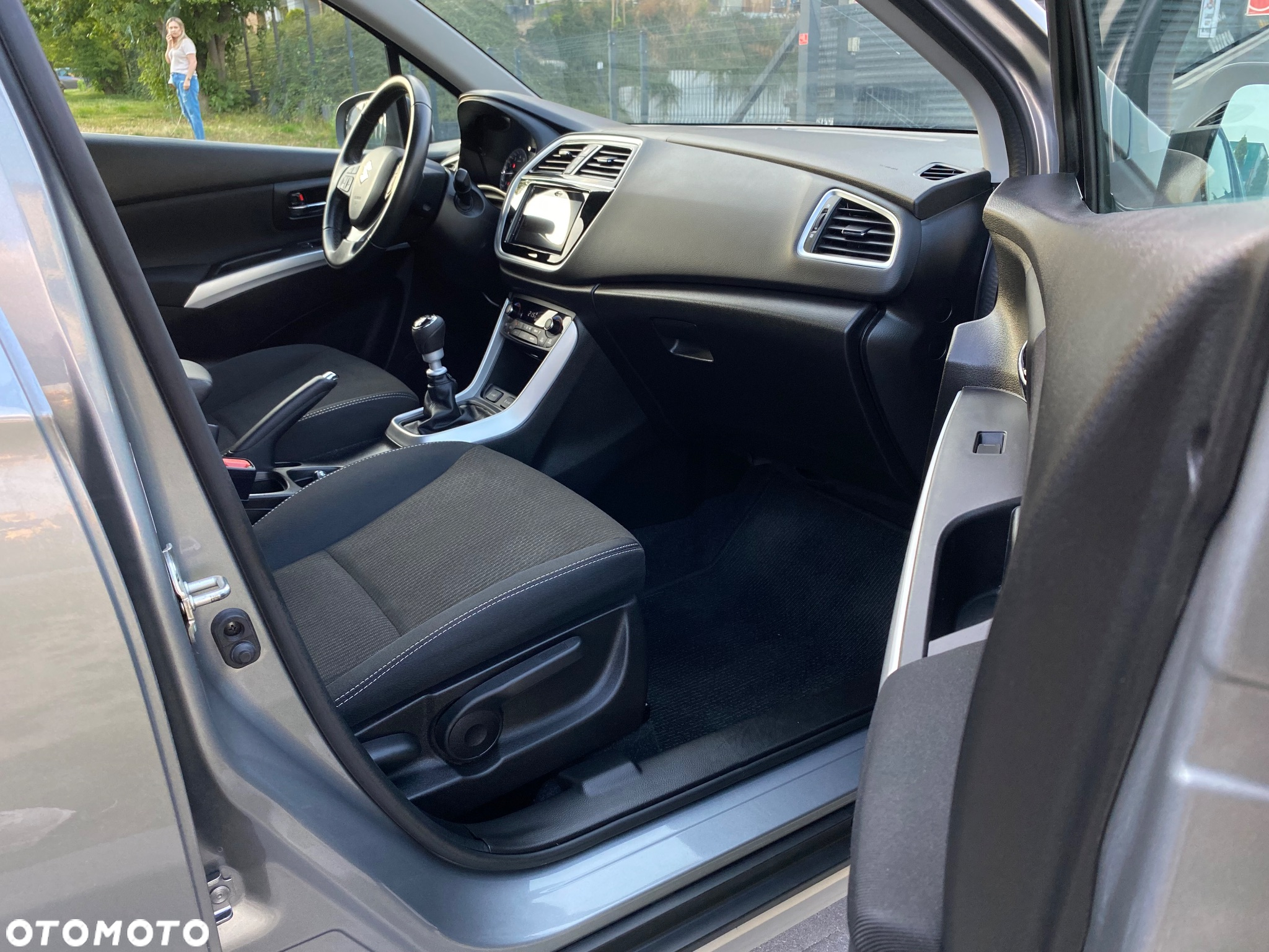 Suzuki SX4 S-Cross 1.4 T Premium - 29