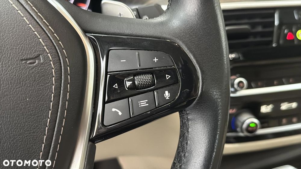 BMW Seria 5 520i mHEV sport - 25