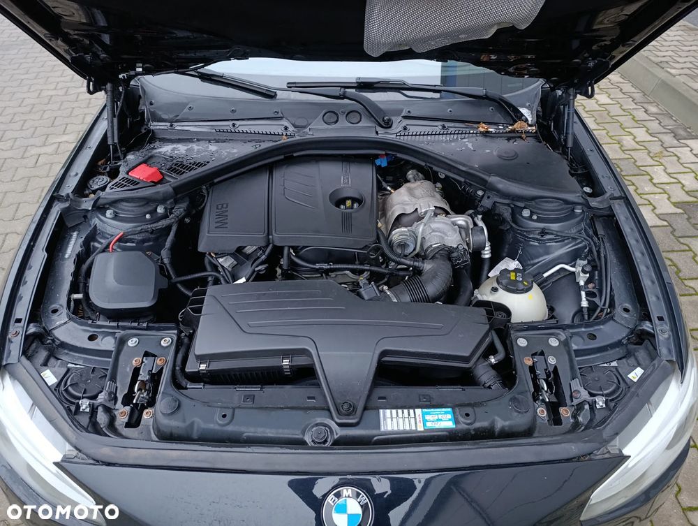 BMW Seria 1 118i Sport Line - 29