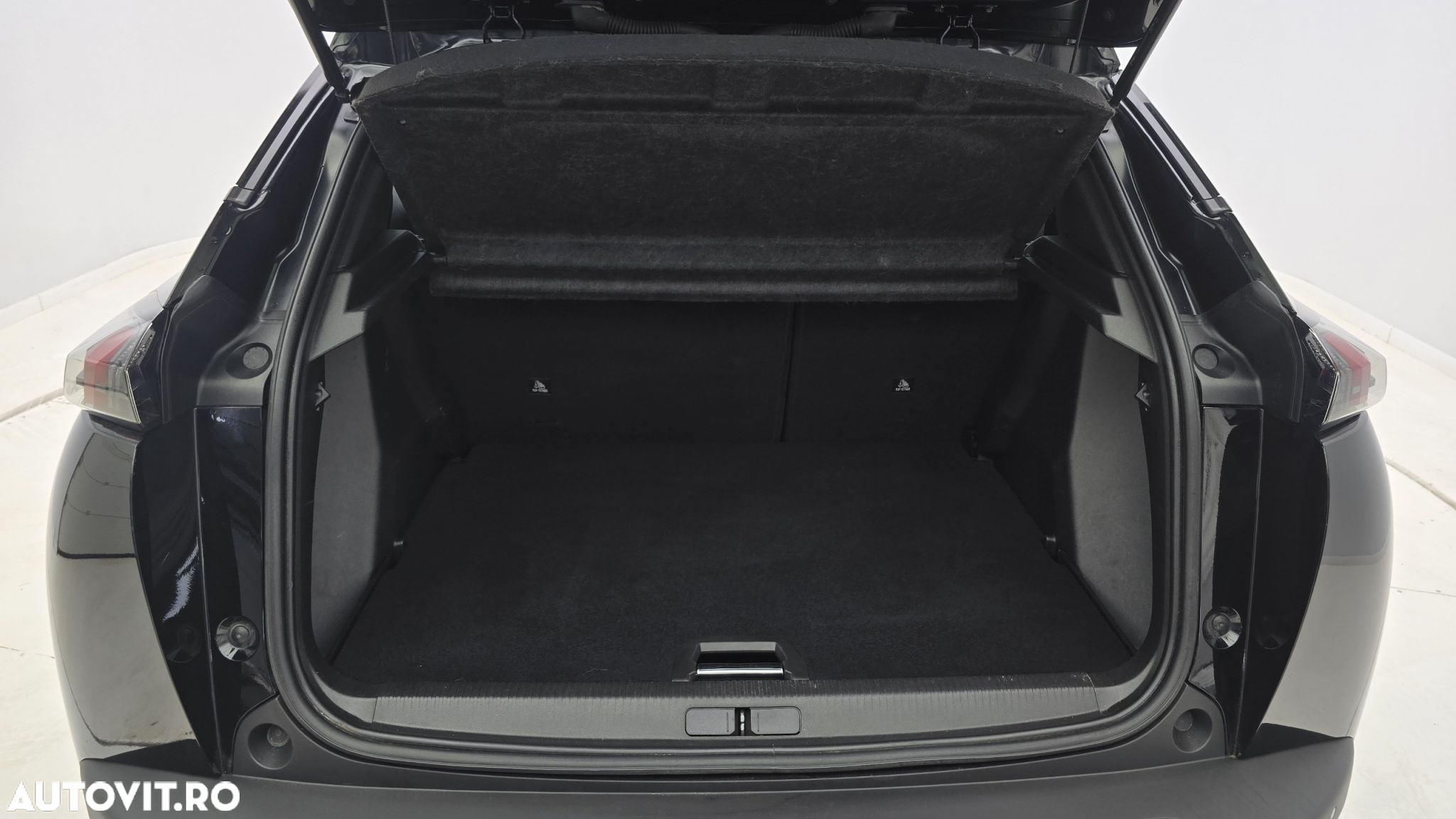Peugeot 2008 - 25