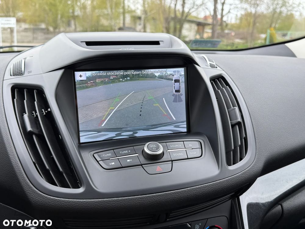 Ford Kuga - 31
