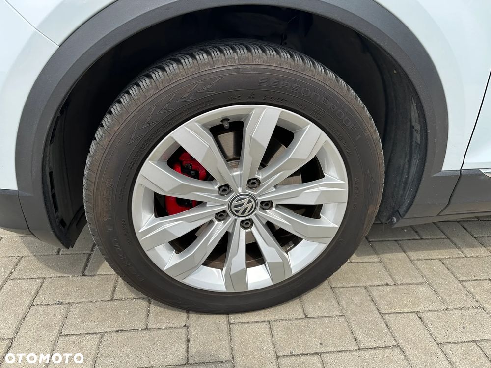 Volkswagen T-Roc - 32