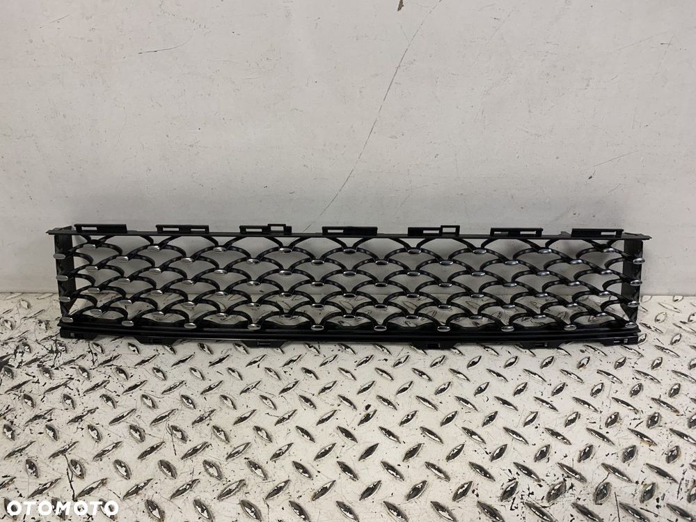 NOWA ORYGINALNA SRODKOWA KRATKA ZDERZAKA PRZEDNIEGO FIAT 500 LIFT 15-24 735619520 - 2