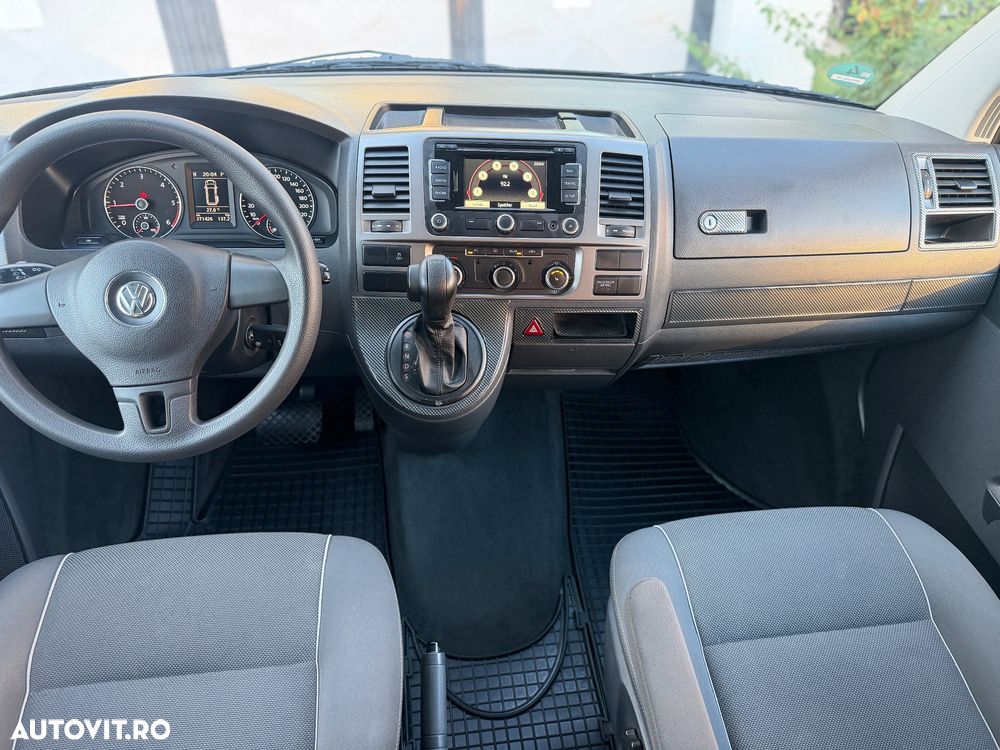 Volkswagen Multivan - 5