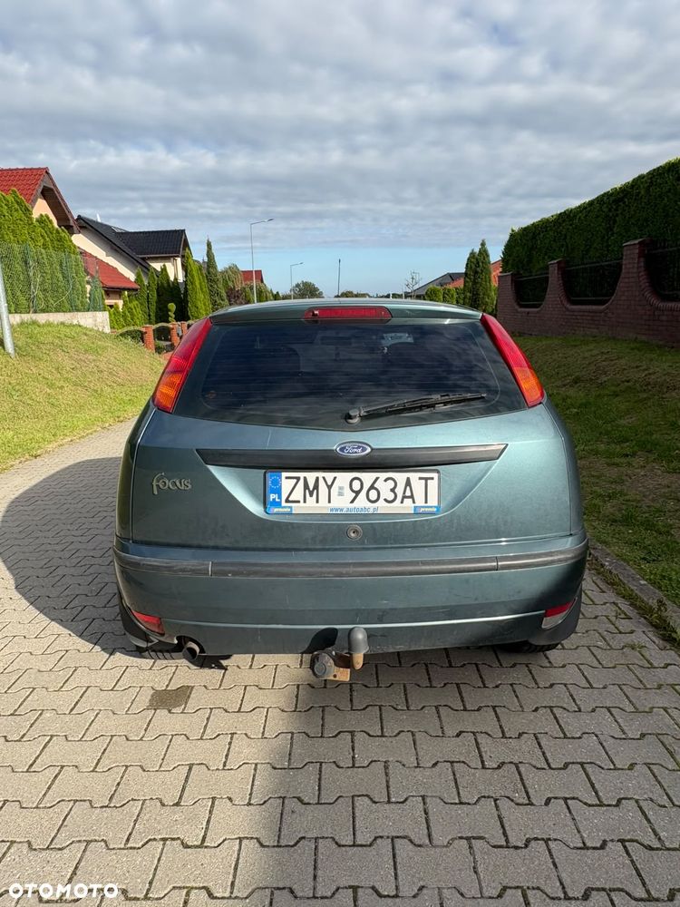 Ford Focus 1.6 Comfort - 10