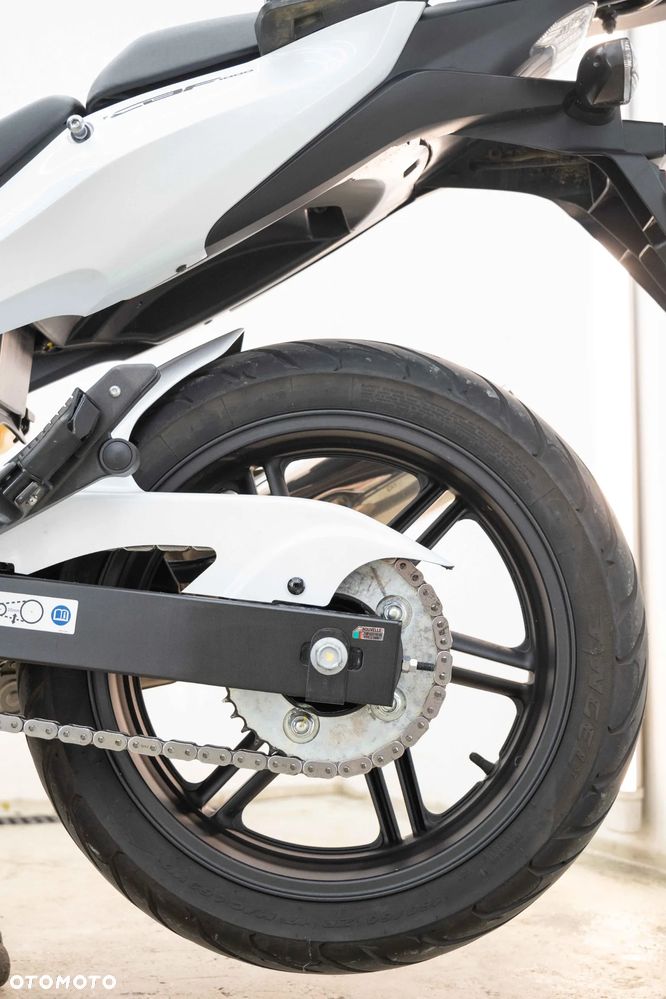 Honda CBF - 36