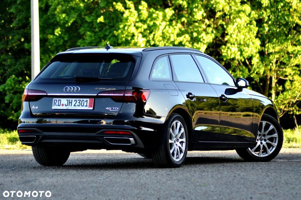Audi A4 Avant 40 TDI quattro S tronic - 9