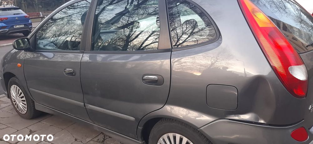 Nissan Almera II 1.8 Visia - 2