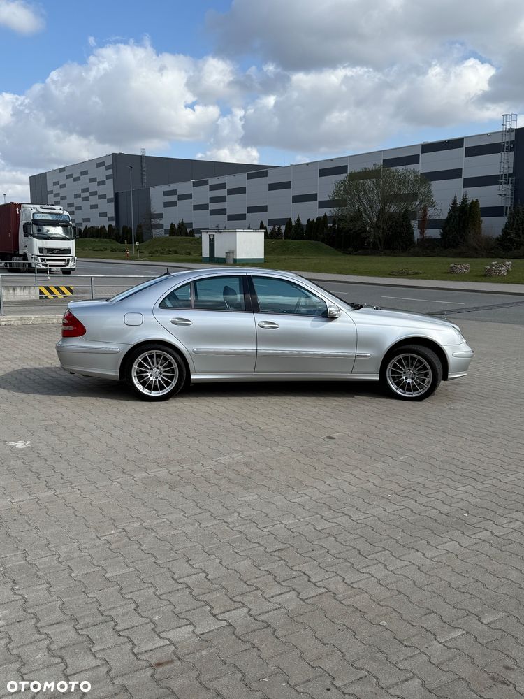 Mercedes-Benz Klasa E - 4