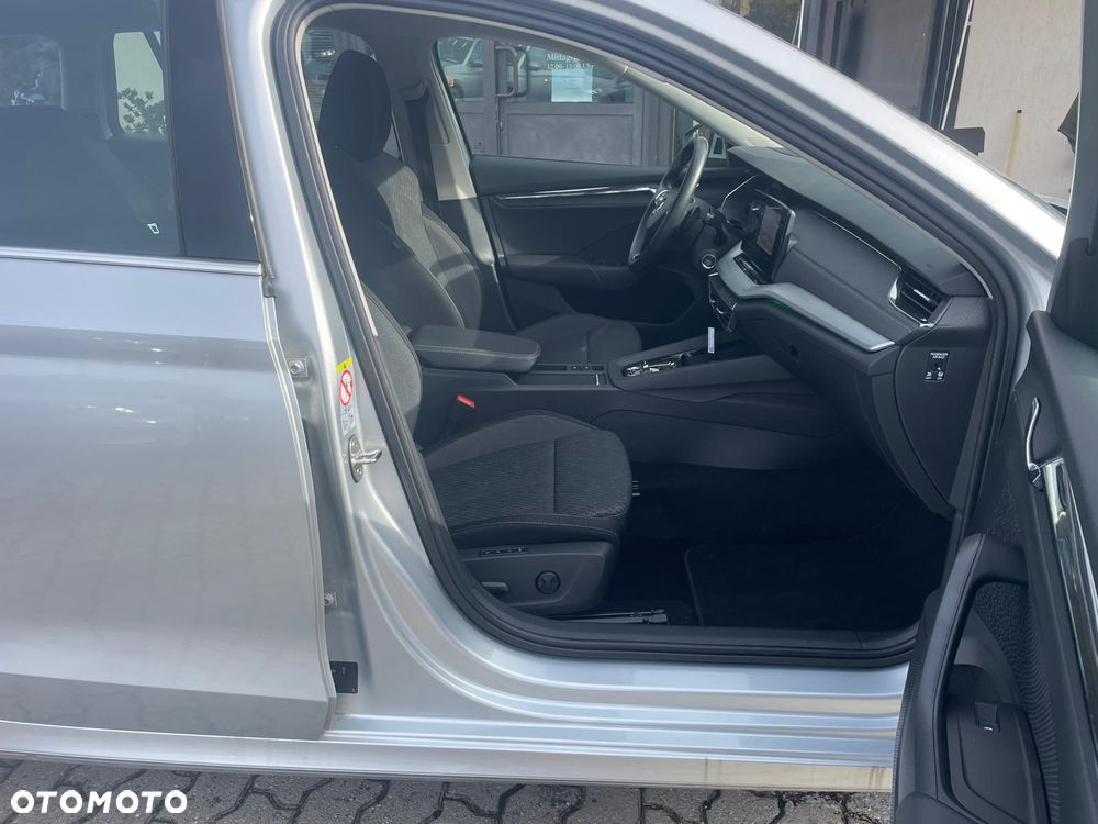 Skoda Octavia 2.0 TDI Ambition DSG - 18