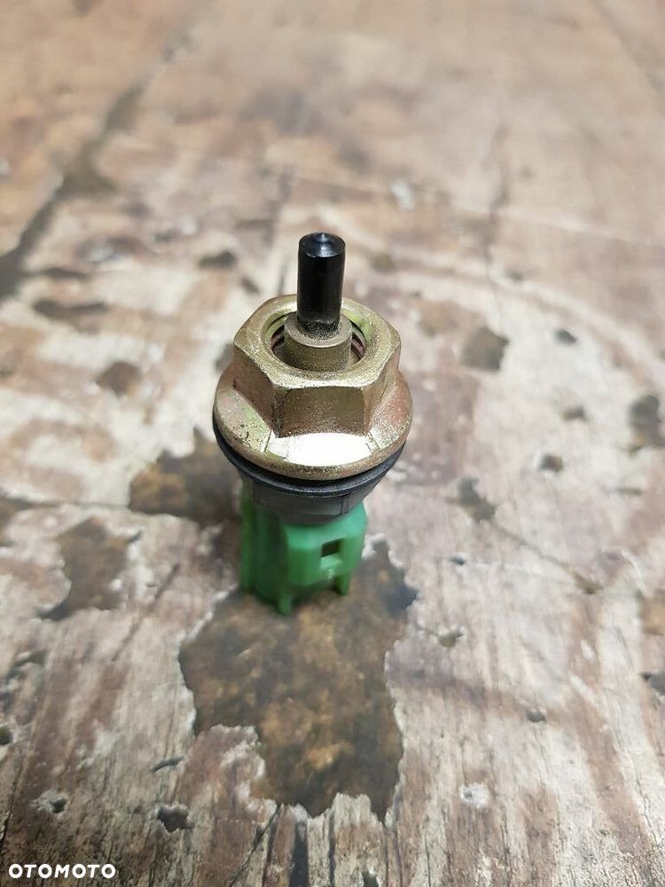 Czujnik temperatury powietrza filtra Honda GL1500 Gold Wing - 4