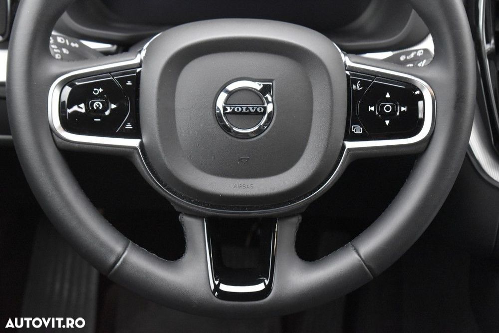 Volvo XC 60 - 38