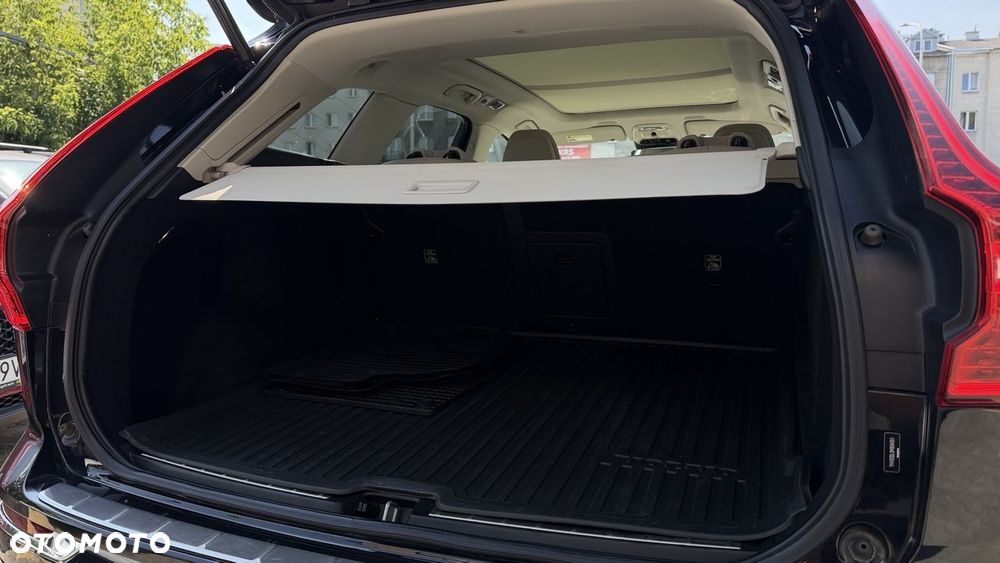 Volvo XC 60 T5 GPF Inscription - 9