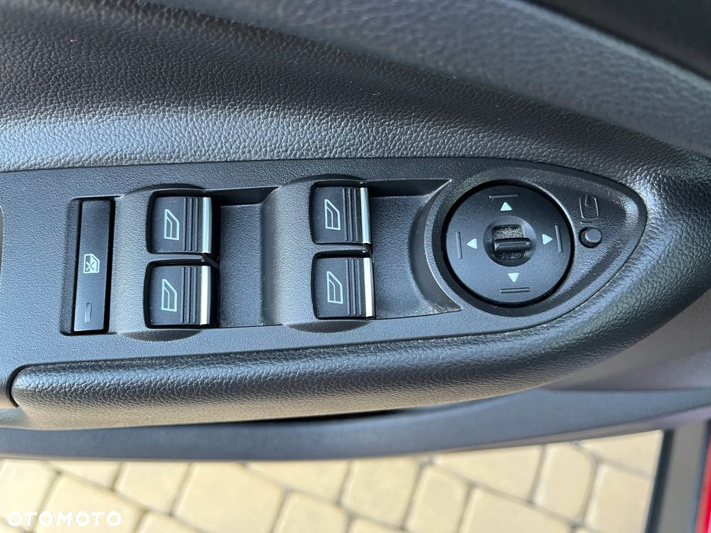 Ford Kuga 2.0 TDCi 4x4 Titanium - 17