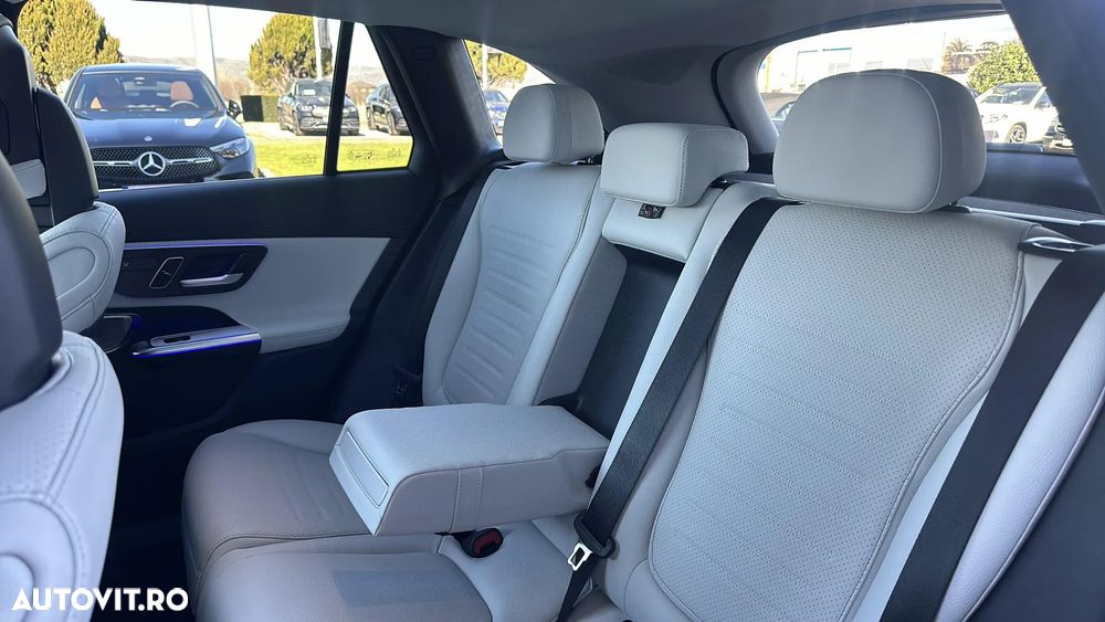 Mercedes-Benz GLC 300 e 4MATIC - 23