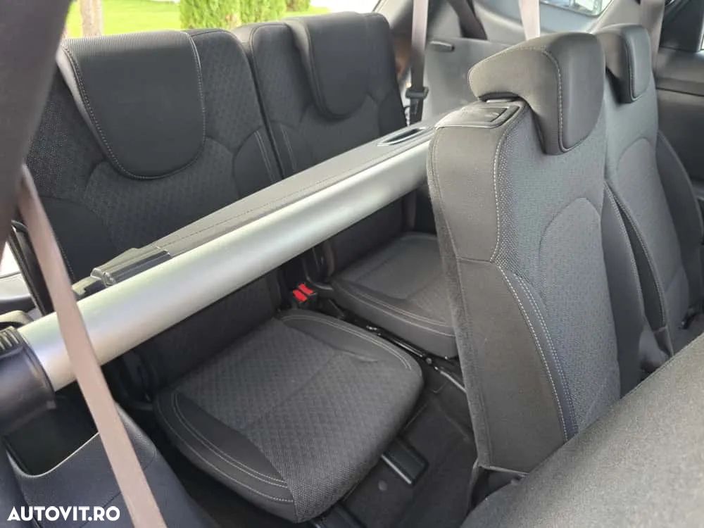 Kia Carens 1.7 CRDi Aut. Edition 7 - 13