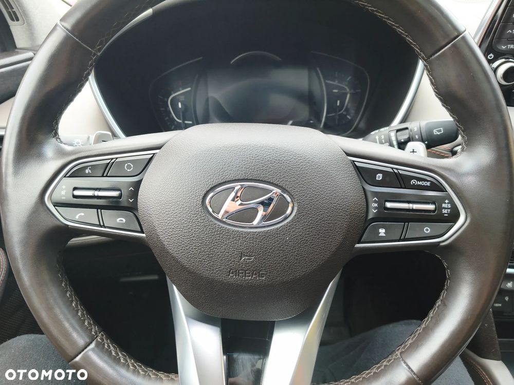 Hyundai Santa Fe 2.0 CRDi Premium 4WD - 17