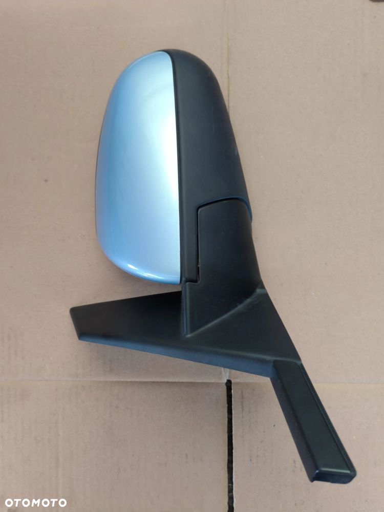 .Colt VI lusterko lewe 5 PIN kolor 21H Z30 Mitsubishi. - 1