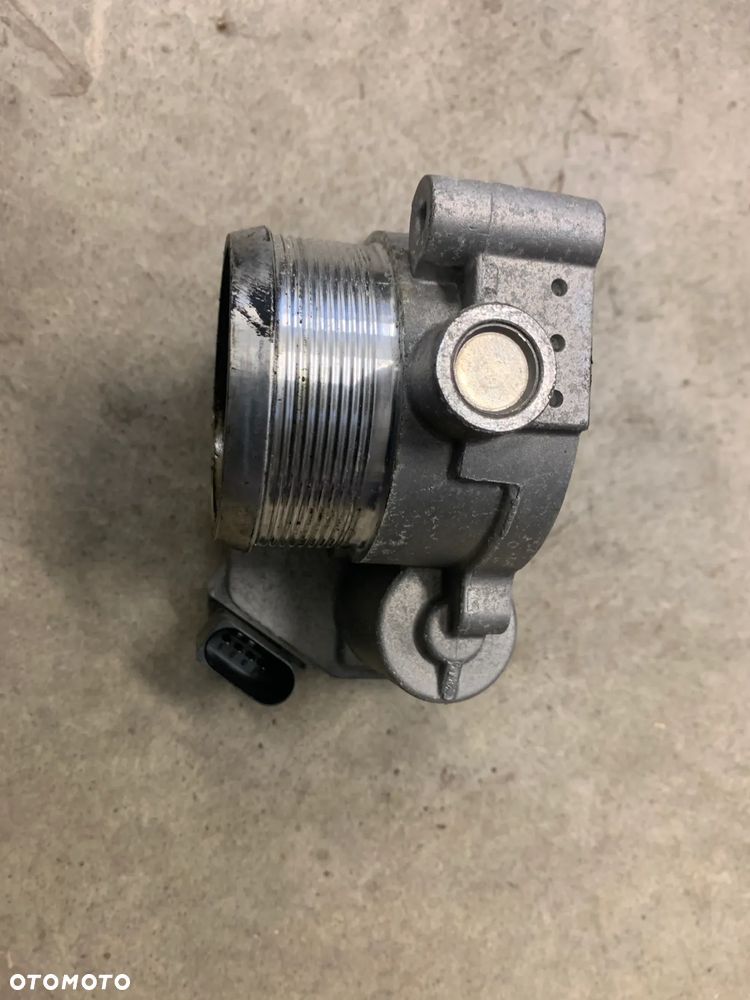 przepustnica powietrza 4E0145950J A6 C6 FL Lift 2.7 TDI - 2