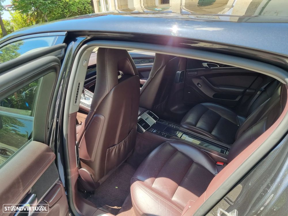 Porsche Panamera Platinum Edition - 9