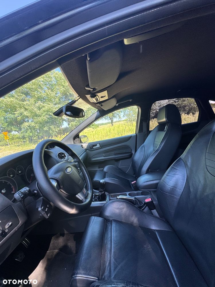 Ford Focus ST - 17