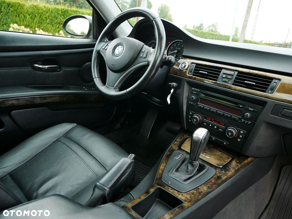 BMW Seria 3 - 26