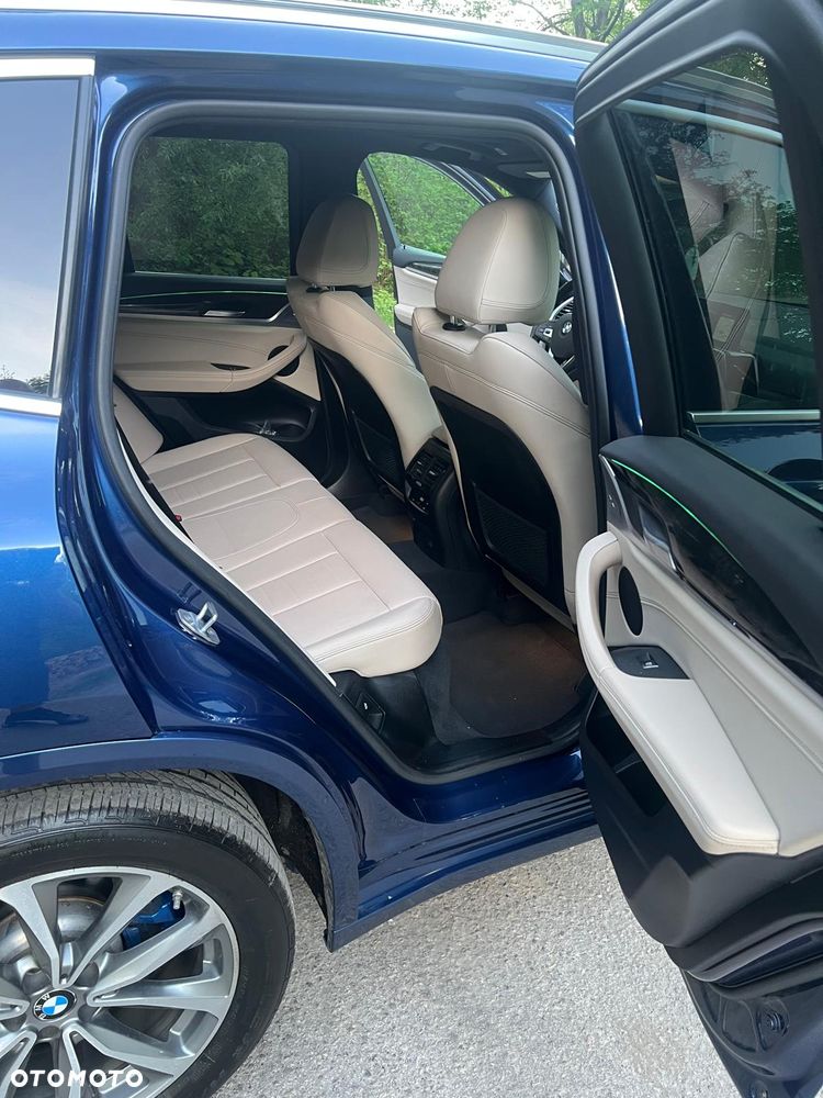 BMW X3 - 11