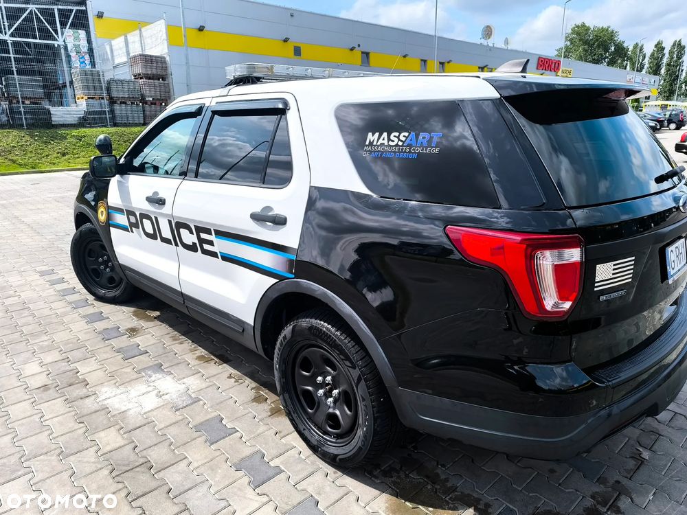 Ford Explorer - 7