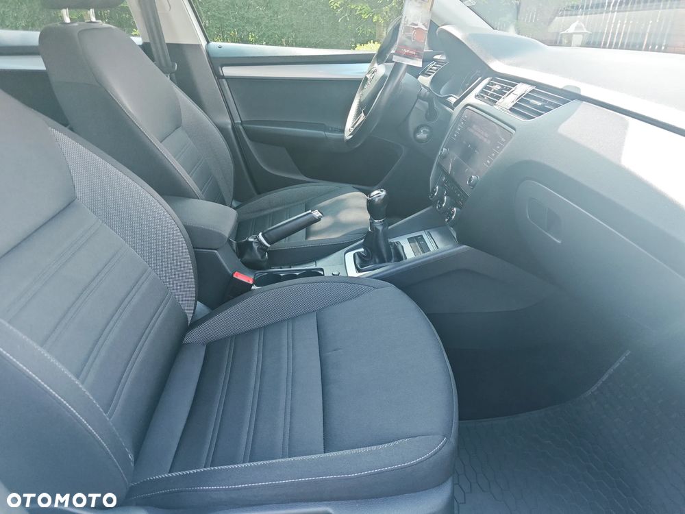 Skoda Octavia 1.5 TSI ACT Business - 37