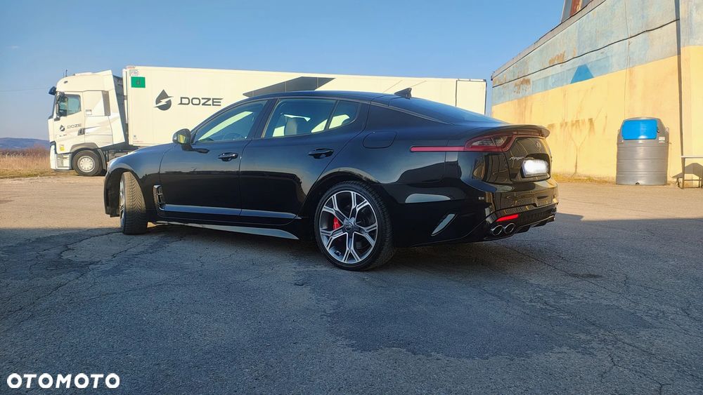Kia Stinger 3.3 T-GDI AWD GT - 13