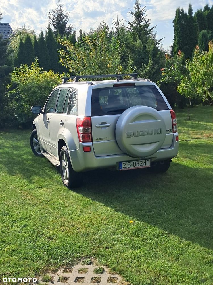 Suzuki Grand Vitara 2.0 Comfort - 6