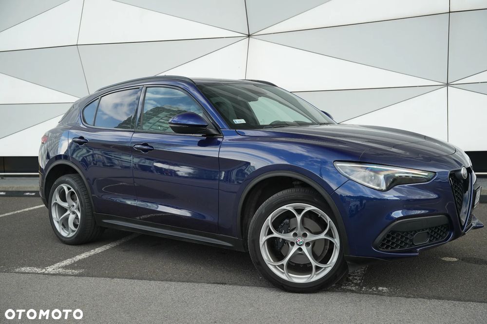Alfa Romeo Stelvio 2.0 Turbo 16V AT8-Q4 Veloce Ti - 1