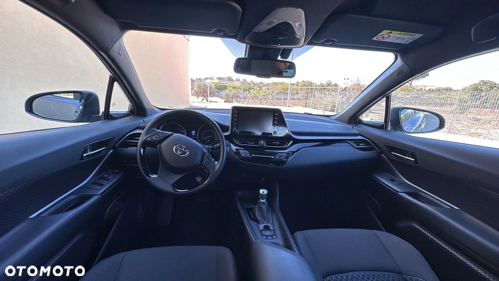 Toyota C-HR - 6