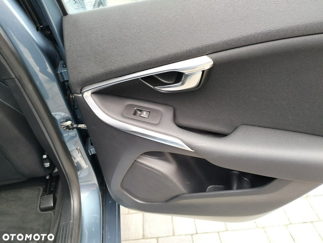 Volvo V40 - 24