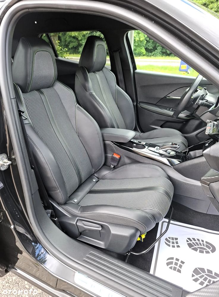 Peugeot 2008 1.5 BlueHDi GT Pack S&S EAT8 - 13