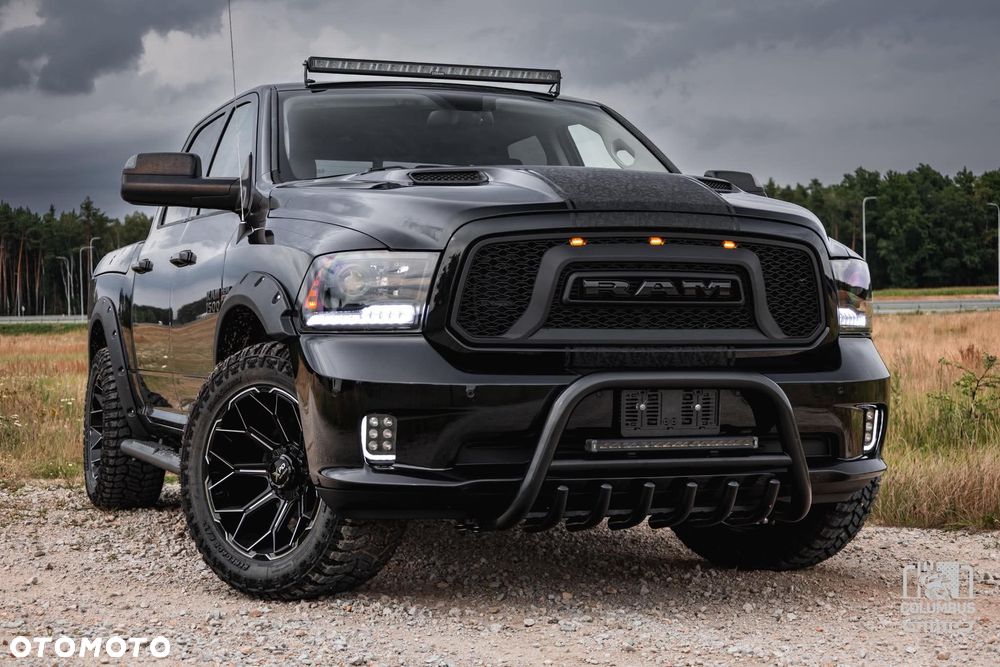 RAM 1500 Crew Cab Sport - 1