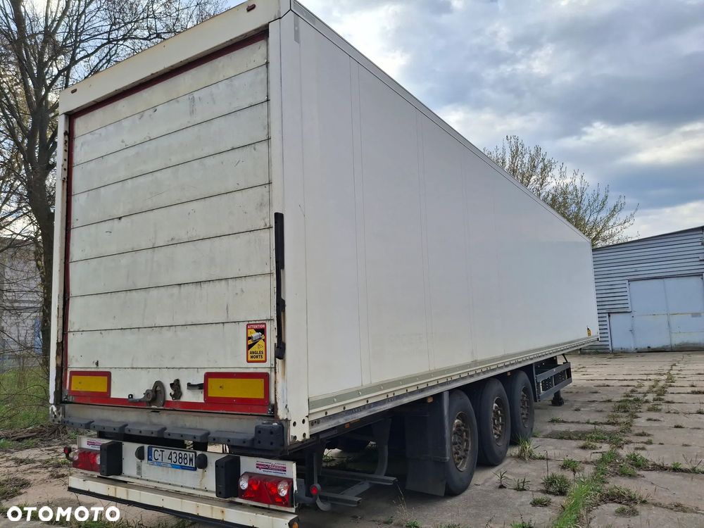 Schmitz Cargobull SKO24 - 2