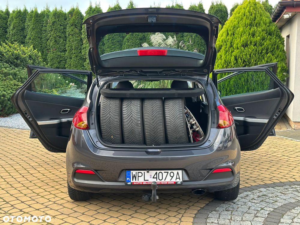 Kia Ceed Cee'd 1.6 GDI XL - 32