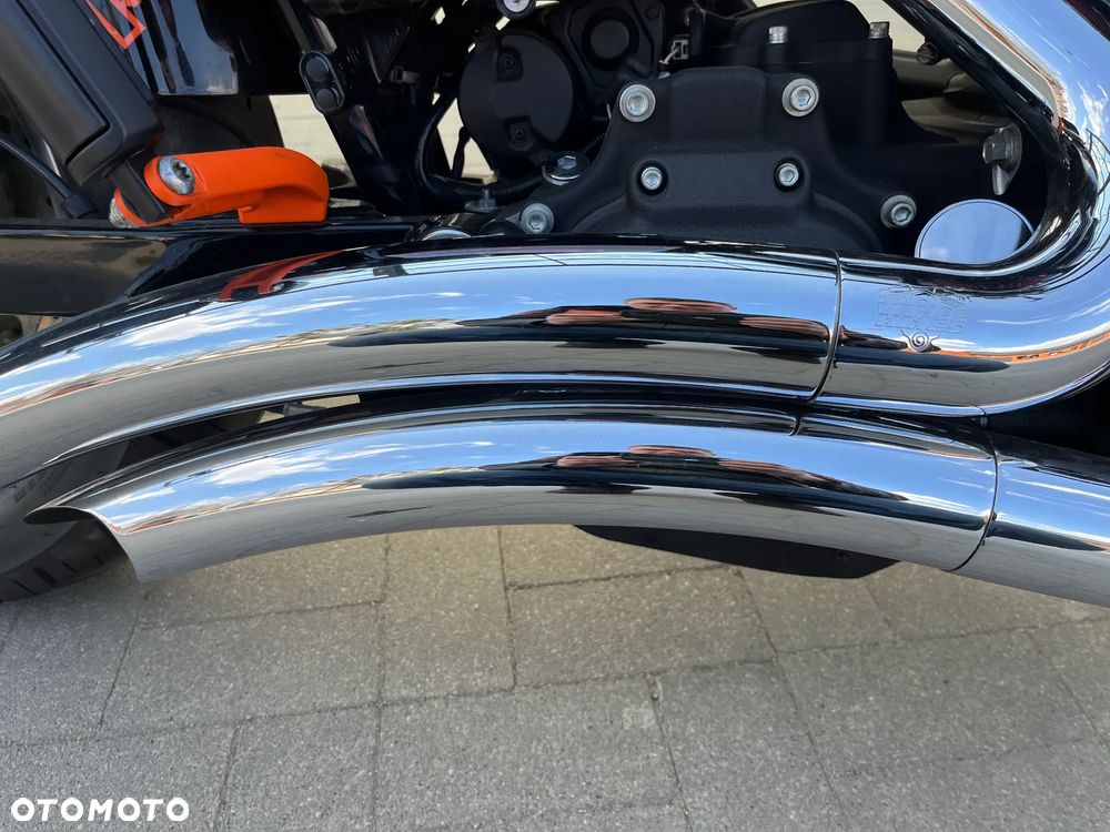 Harley-Davidson Dyna Fat Bob - 9