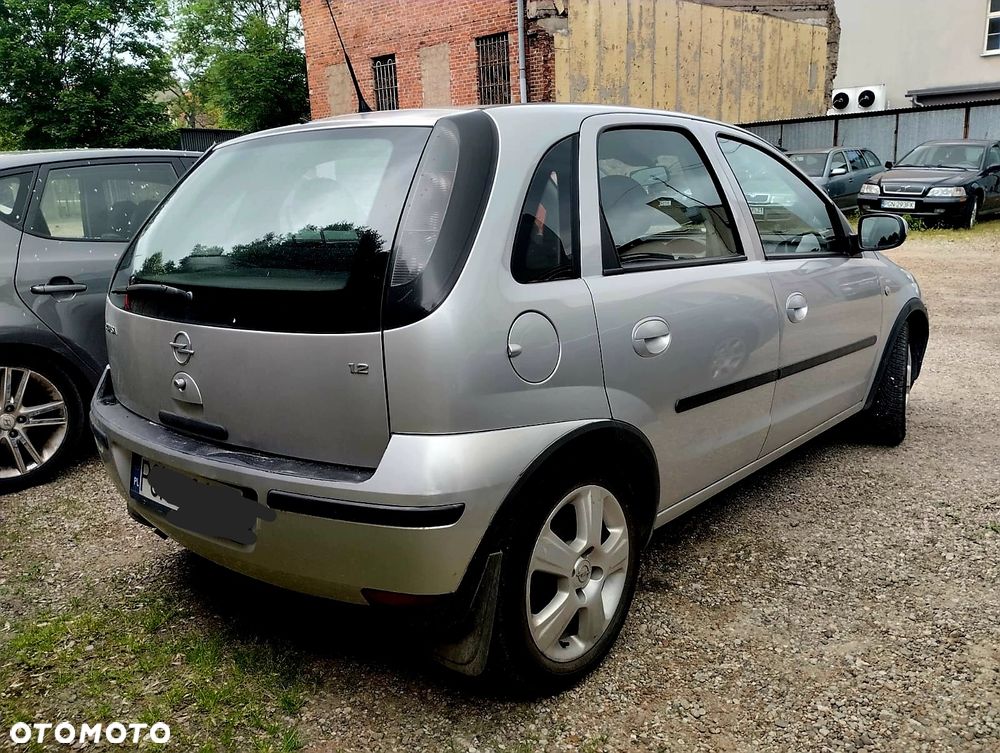 Opel Corsa - 3