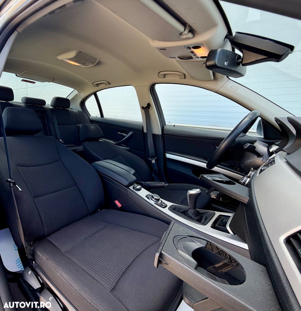 BMW Seria 3 320d DPF Edition Exclusive - 9