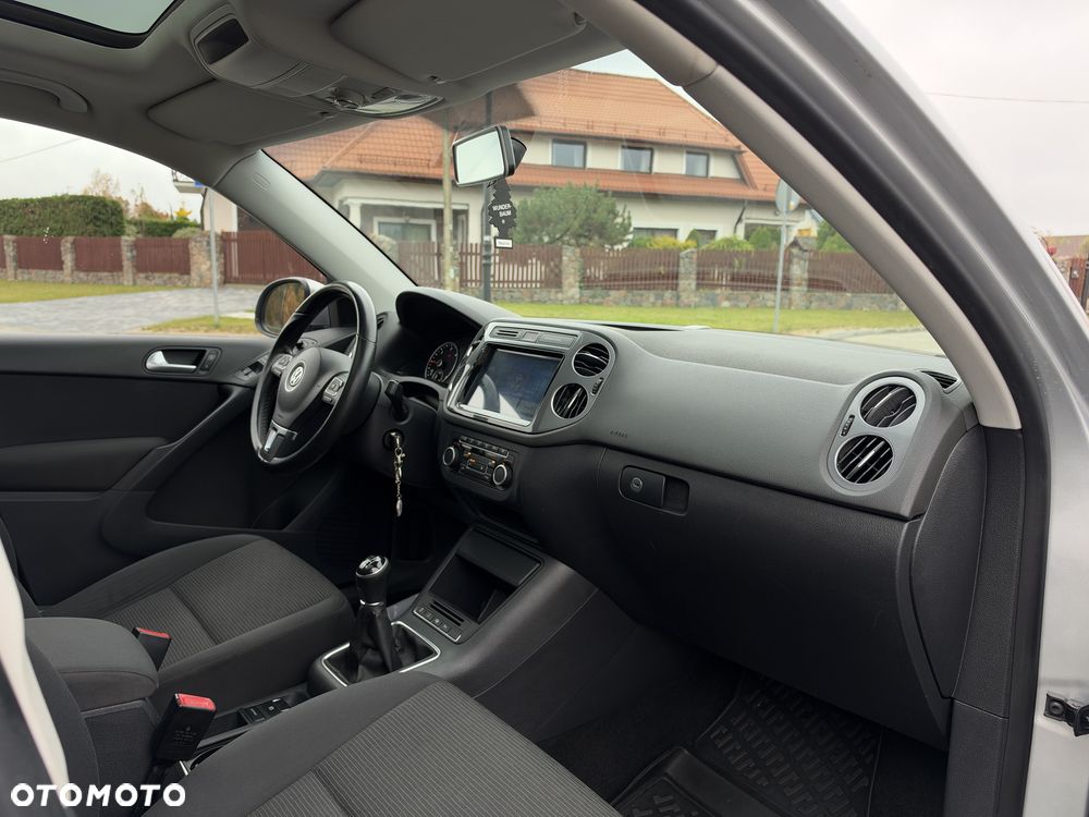 Volkswagen Tiguan - 22
