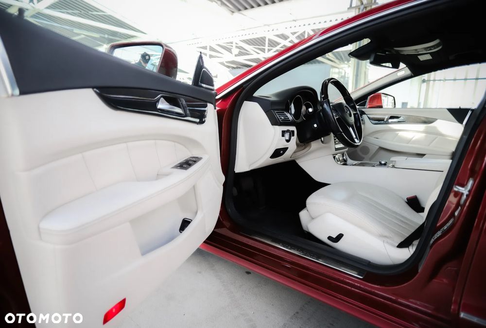 Mercedes-Benz CLS 350 CDI 4-Matic BlueEff - 17