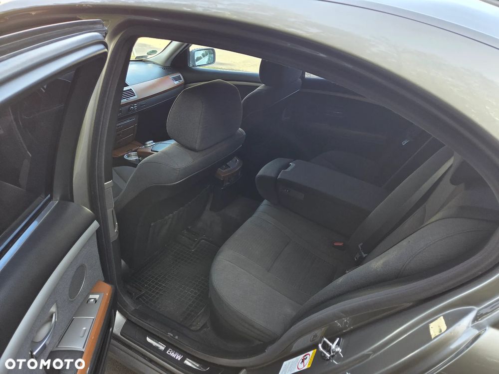 BMW Seria 7 730d - 11