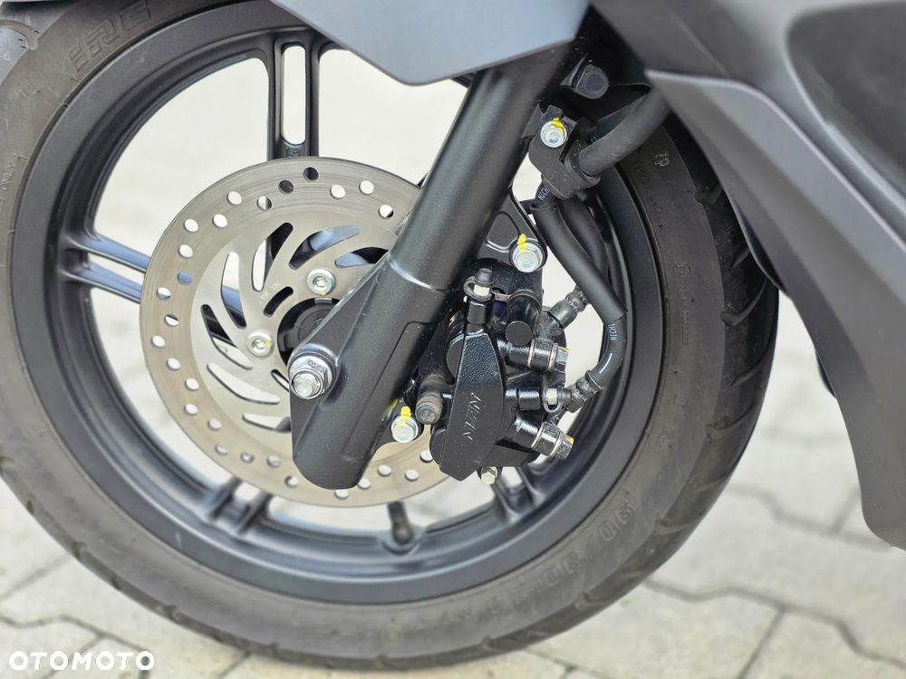 Honda PCX - 9