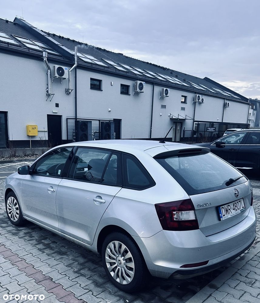 Skoda RAPID 1.6 TDI DPF Ambition - 3