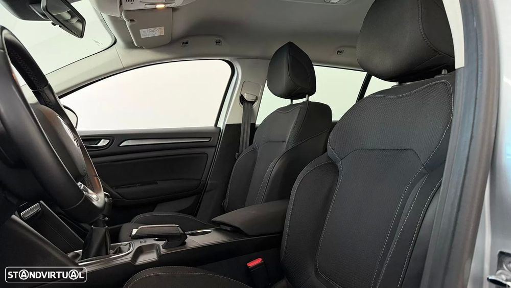 Renault Mégane Sport Tourer 1.5 Blue dCi Intens - 28