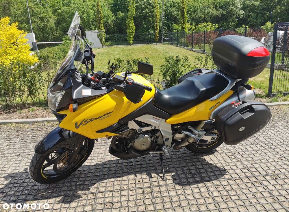 Suzuki V-STROM - 1